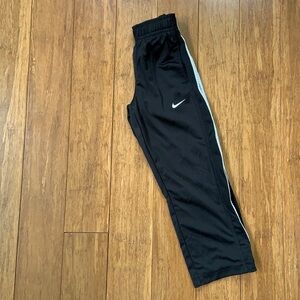 NEW NIKE Boys DriFIT Black Track Pants sz 4